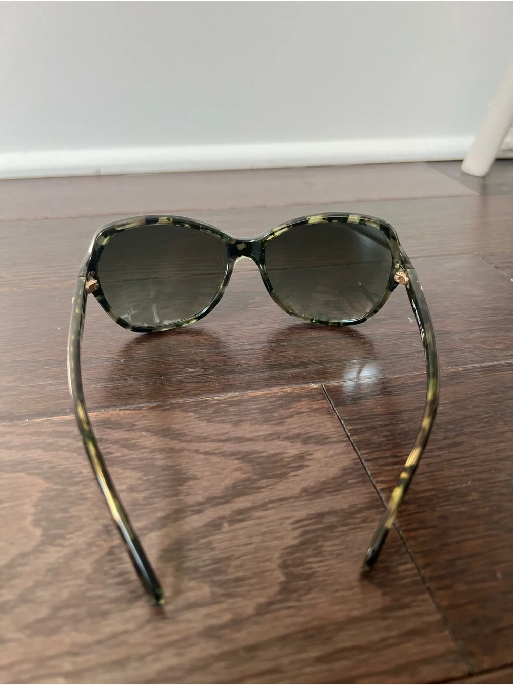 Tory Burch Olive Green Tortoiseshell Sunglasses